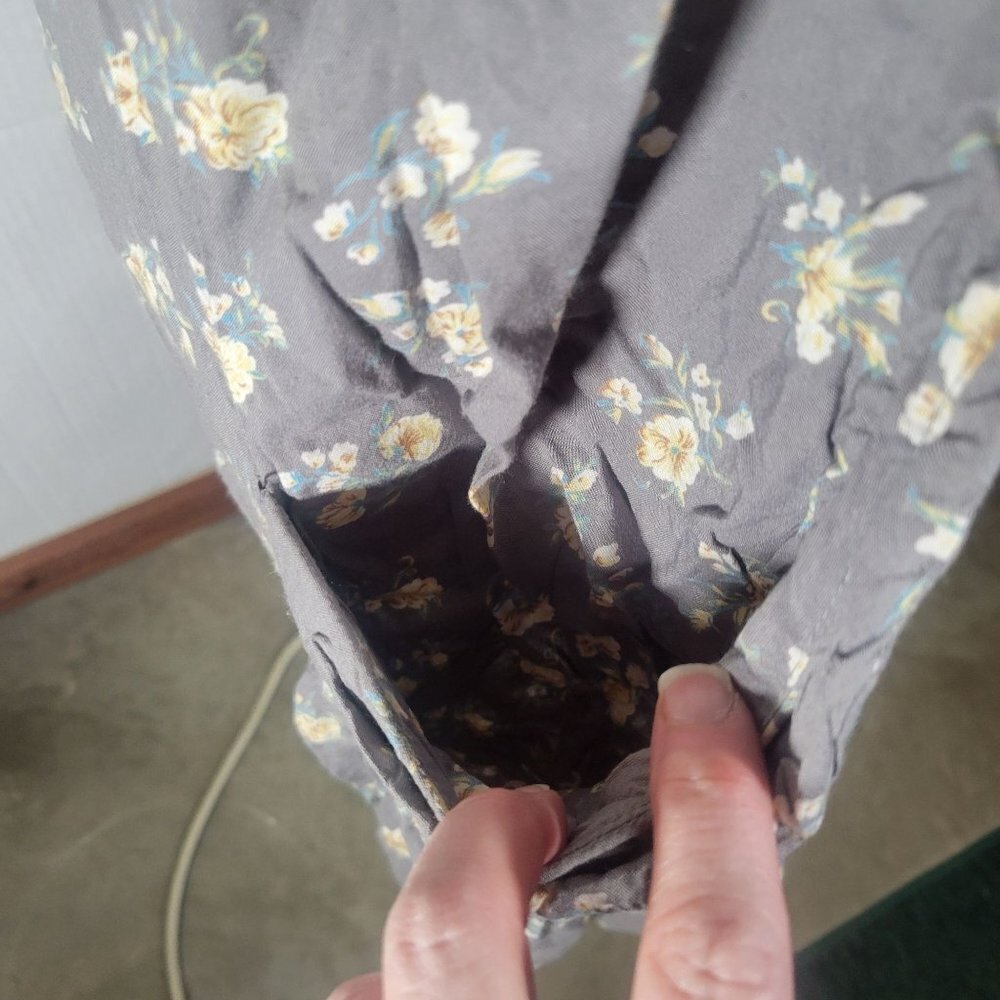 Pins And Needles Gray Floral Ruffled Sleeveless Mini Dress With Pockets Size M - Picture 5 of 10
